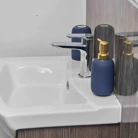Apartment 3 Beds - Perfect For Family & Work Relocations